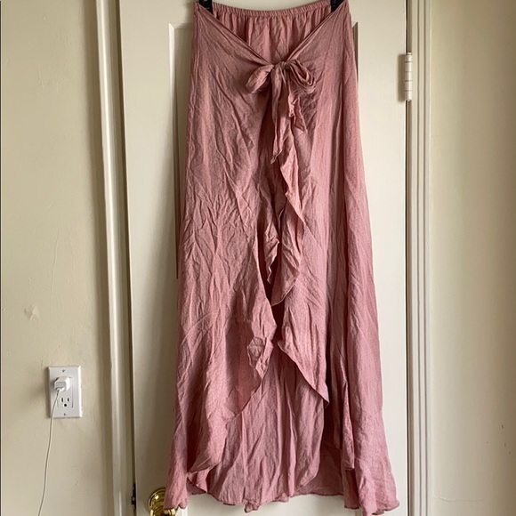 Brand new never been worn skirt - Picture 2 of 3